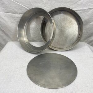 West Bend Vintage Aluminum 9 Inch Round Cake Pans Removable Bottom Set of 2 USA
